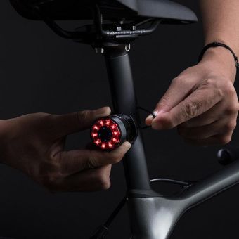 Wozinsky LED WRBLB2 USB čierne, svetlo na bicykel